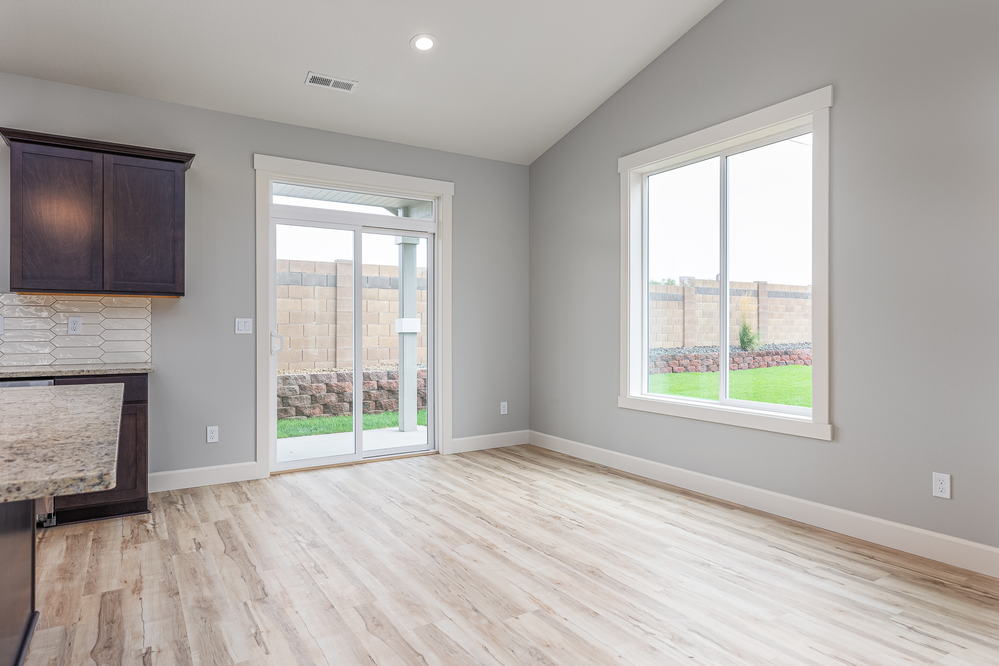 817 E Autumn Ave, an Olin Homes home in Cimmaron Terrace, Hermiston Oregon (photo 7 of 19)