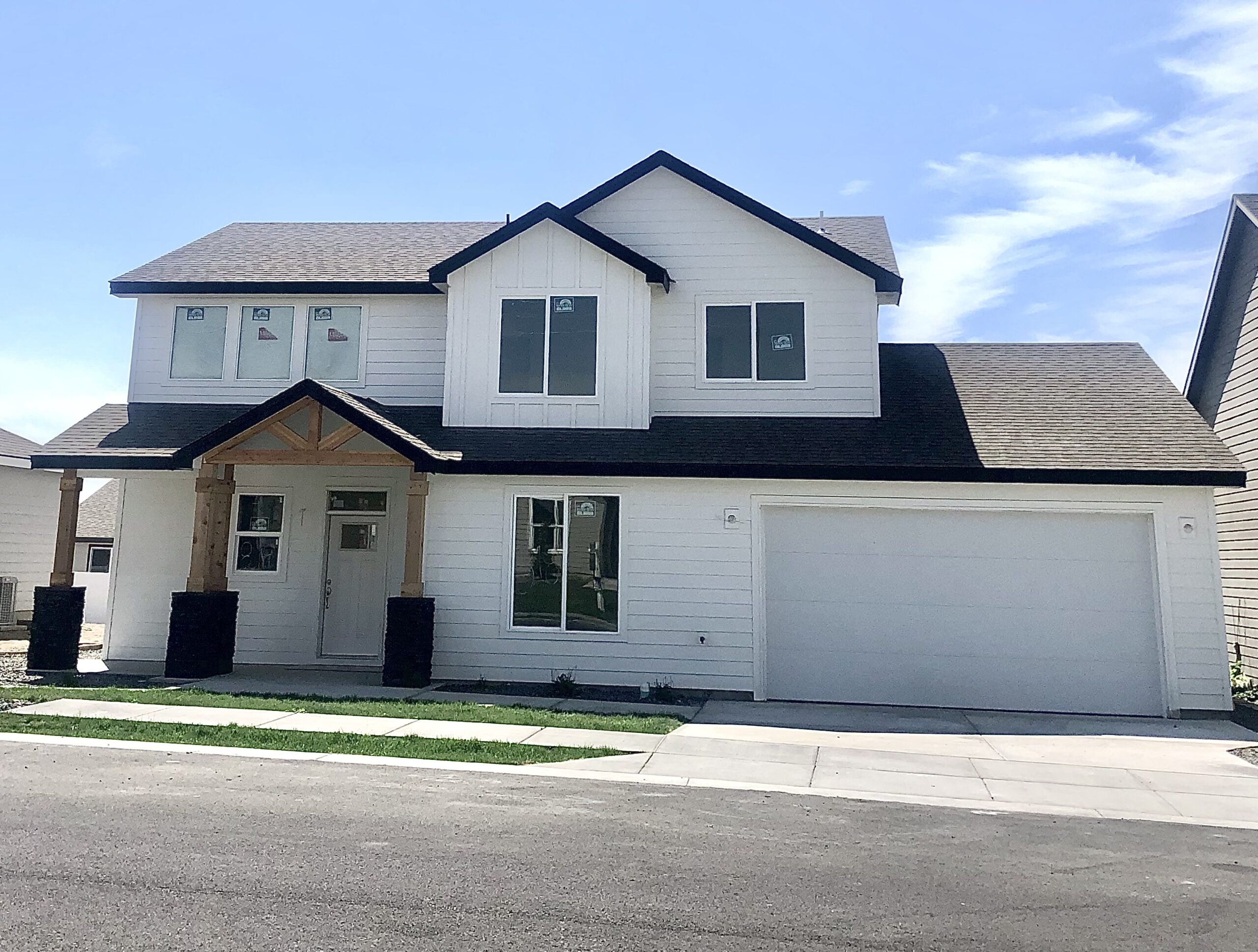Olin Homes exterior in Cimmaron Terrace, Hermiston Oregon