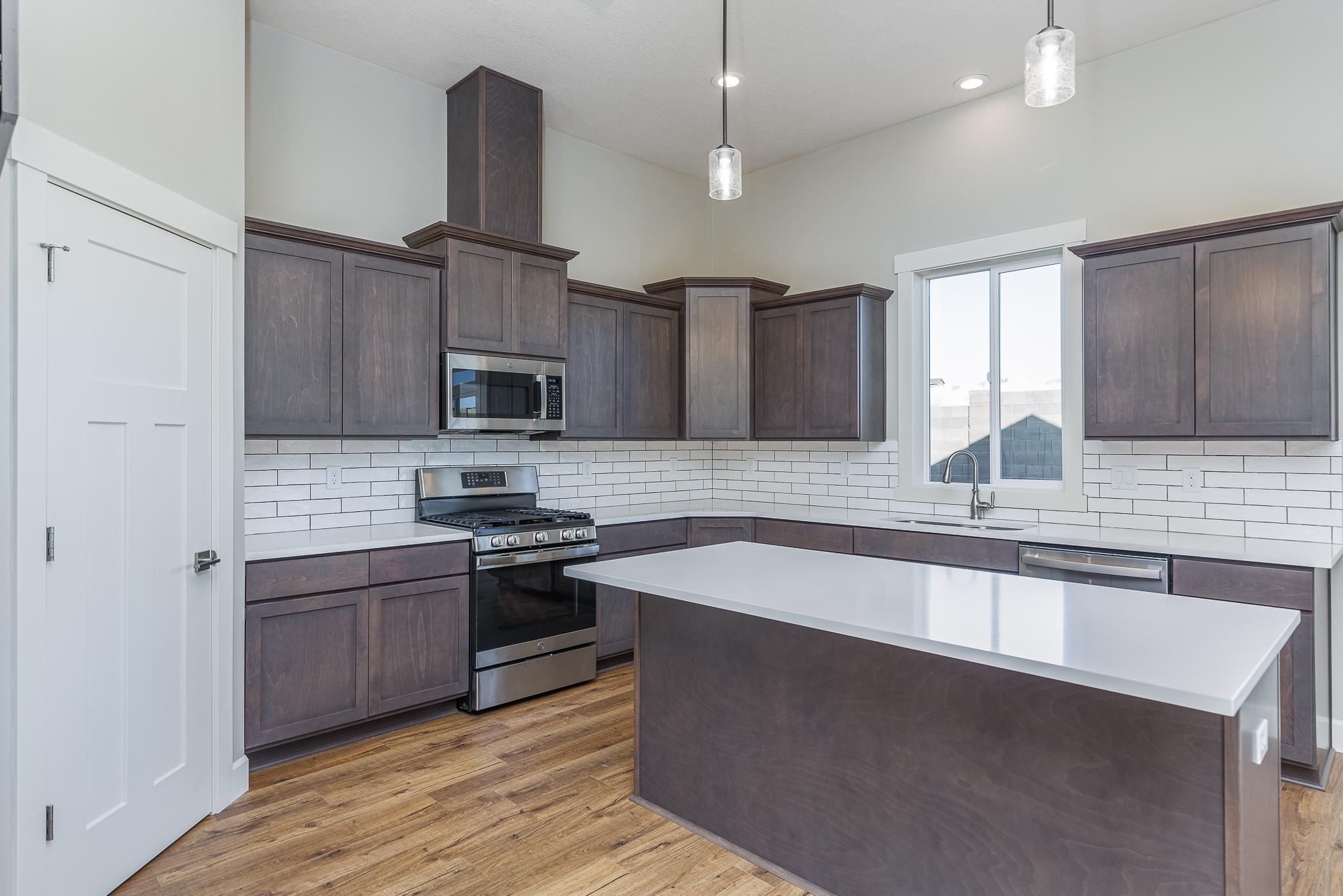 833 E Autumn Ave, an Olin Homes home in Cimmaron Terrace, Hermiston Oregon (photo 5 of 9)