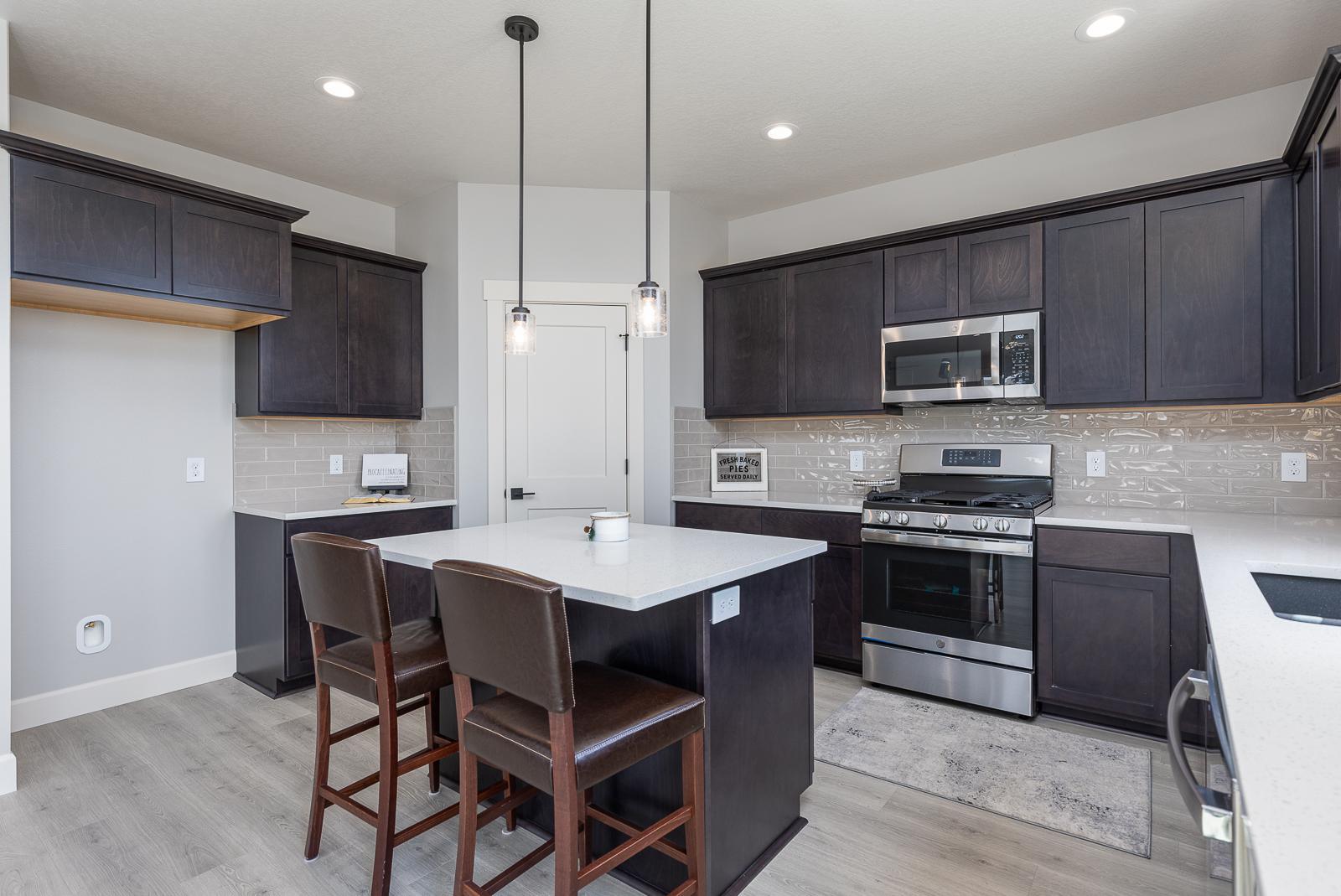 856 E Autumn Ave, an Olin Homes home in Cimmaron Terrace, Hermiston Oregon (photo 4 of 6)