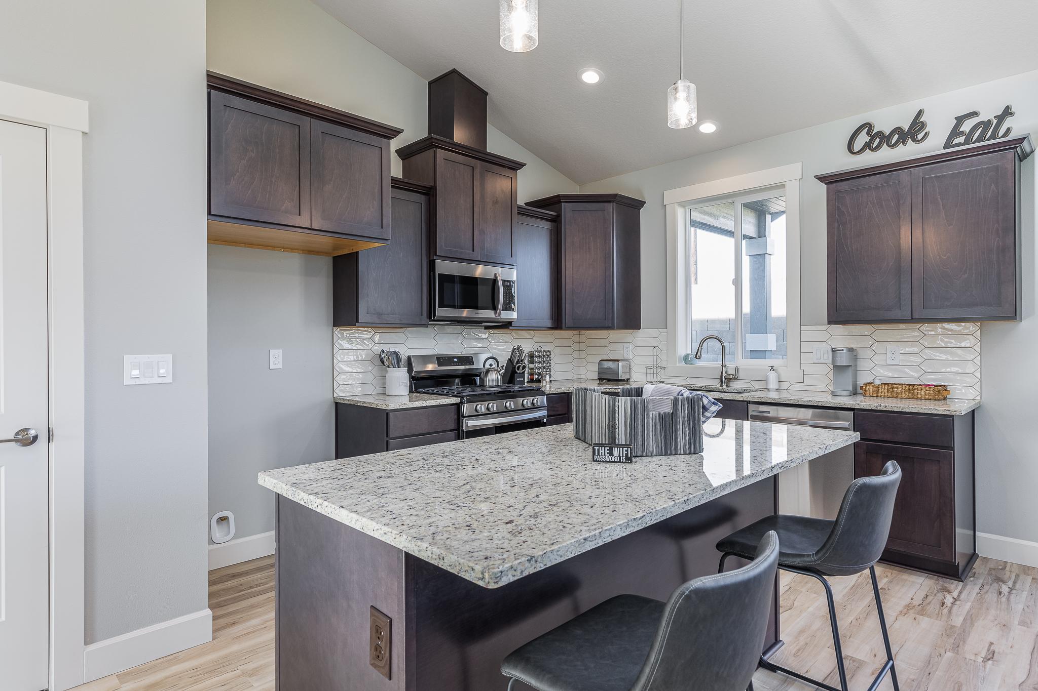 817 E Autumn Ave, an Olin Homes home in Cimmaron Terrace, Hermiston Oregon (photo 12 of 19)