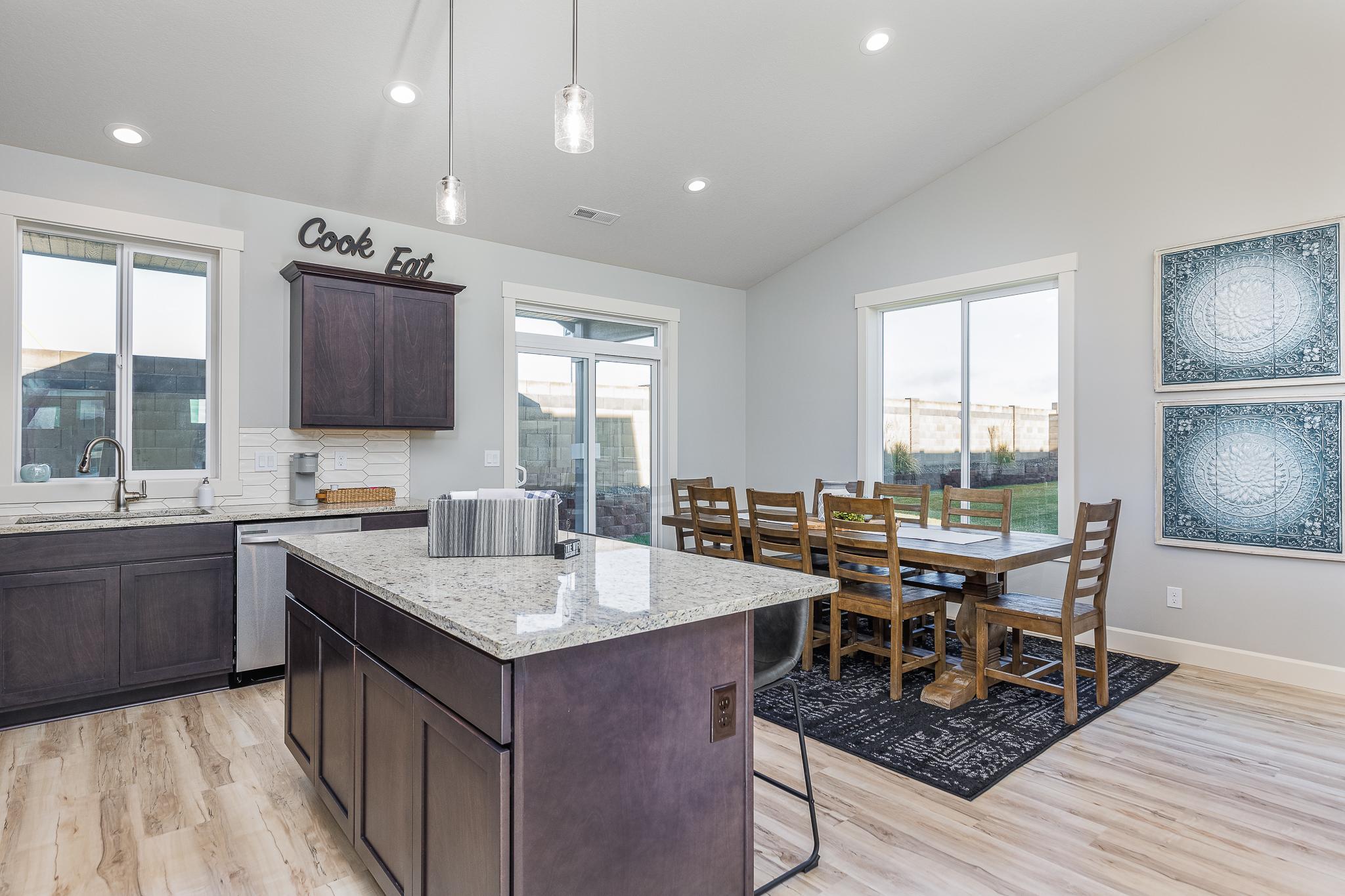 817 E Autumn Ave, an Olin Homes home in Cimmaron Terrace, Hermiston Oregon (photo 16 of 19)