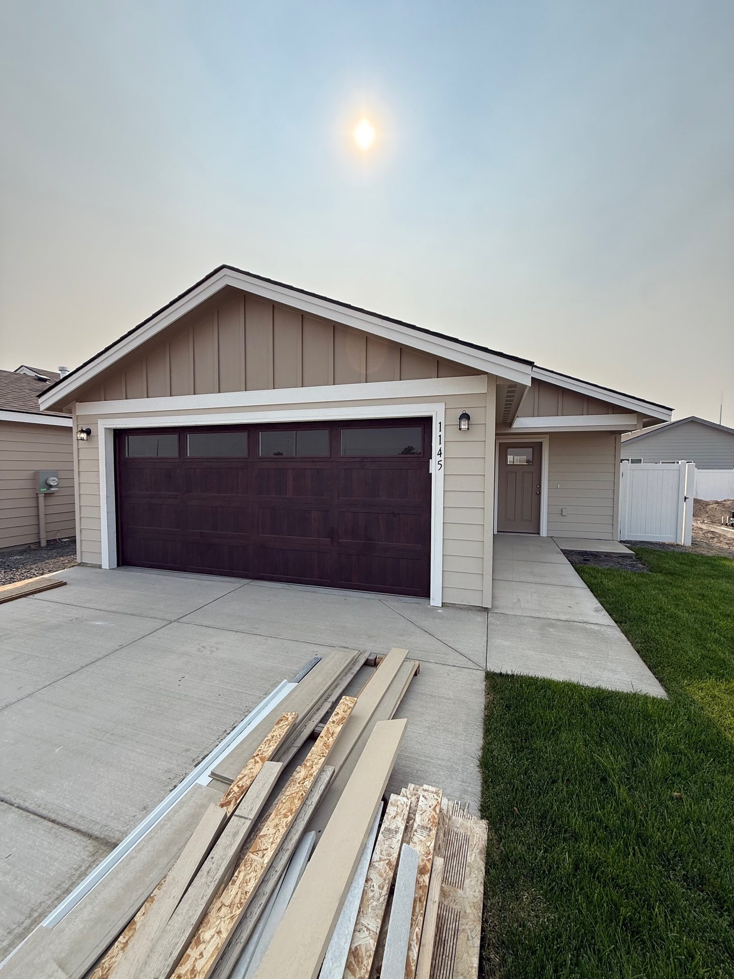 Front exterior of 1145 NE 12th St, a new Olin Homes home in Diamond Run, Hermiston Oregon