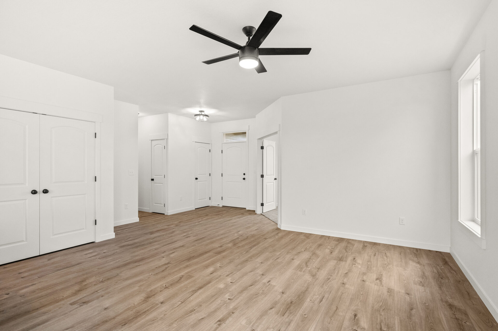 Entry hallway of 230 Stirling Loop