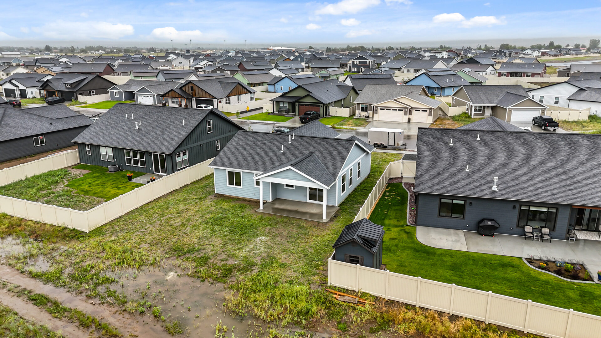Aerial view of 230 Stirling Loop and neighborhood