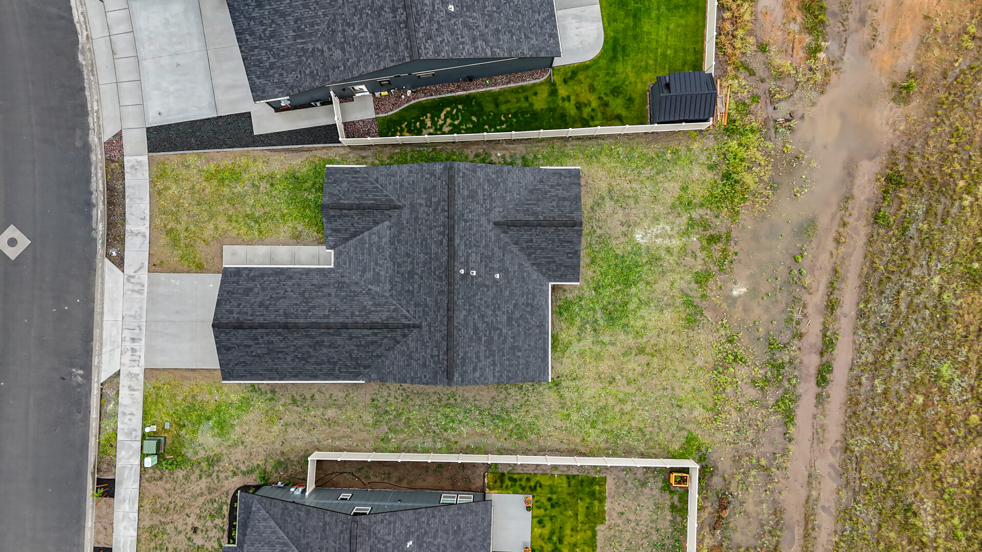 Aerial rooftop view of 230 Stirling Loop