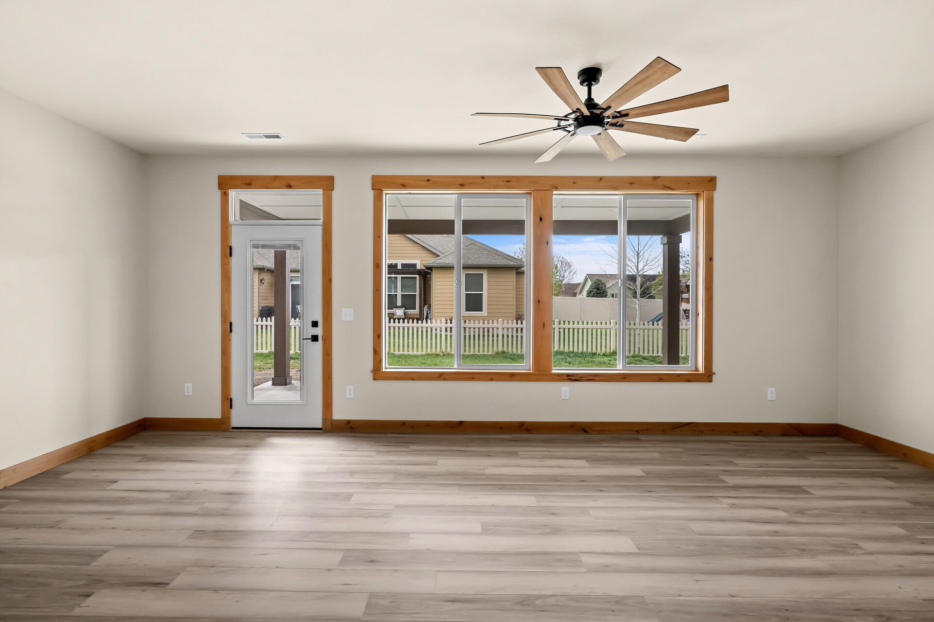 Living room facing the front entry at 3814 Lovegrass Ln