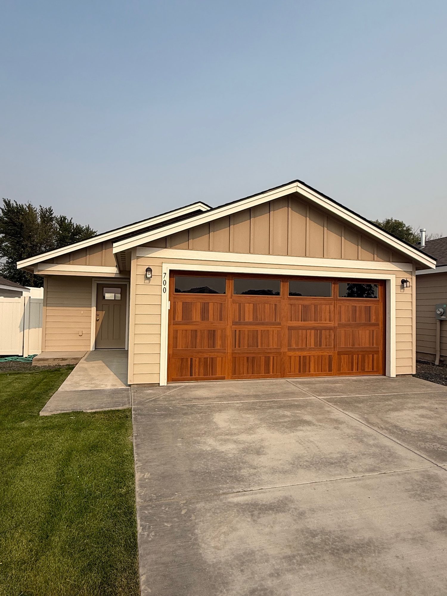 Front exterior of 700 Jimmy St, a new Olin Homes home in Bumble B Estates, Stanfield Oregon
