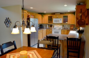 Dining and kitchen (1947 model)