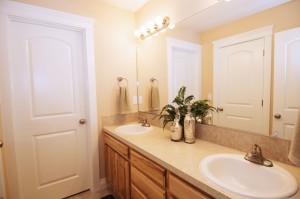 Upstairs Master Bathroom (2254 model) 