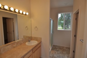 Master bathroom (1500 model) 